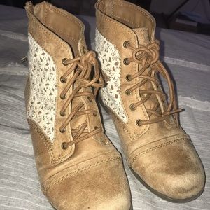 Cute tan boots